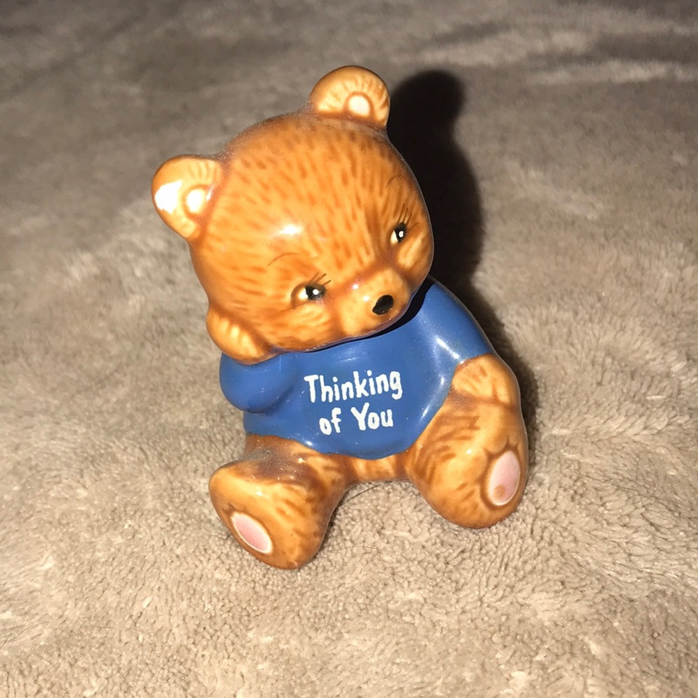Russ vintage bear 🐻 thinking of you 💕